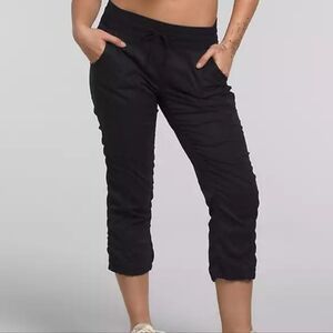 The North Face Capri Joggers